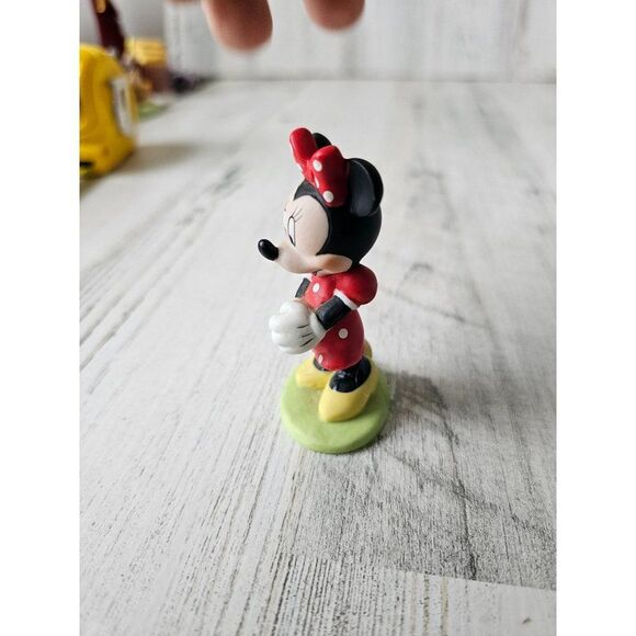 Porcelain Minnie mouse figurine polka dot dress Disney vintage - Picture 3 of 7